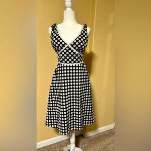 Polka dots dress size 6 petite new without tags.